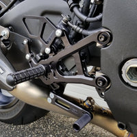 05-0416B Yamaha FZ10 / MT10  Complete Rearset
