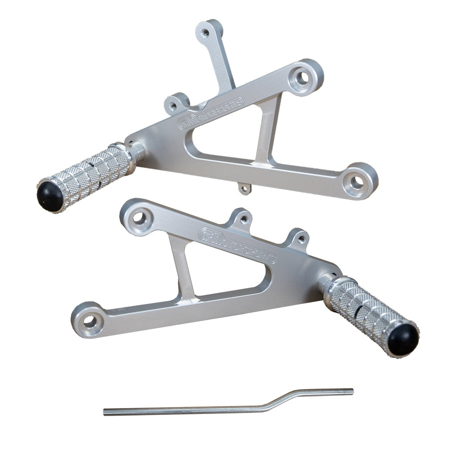 05-0425 Yamaha R1 Rearsets
