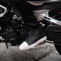 Menace Riding Shoes — Black