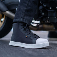 Menace Riding Shoes — Black